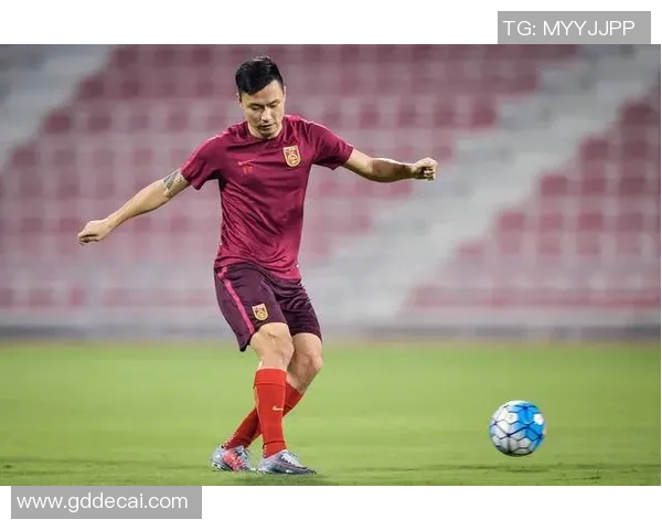 抗击疫情中的足球明星们为全球团结与希望注入力量